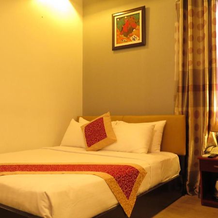 Sunflowers Hotel Airport Ho Chi Minh City Exterior photo